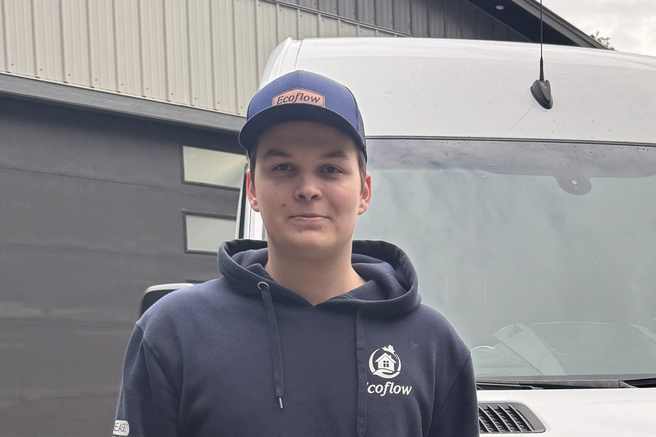 Jason, gas fitting apprentice at Ecoflow.